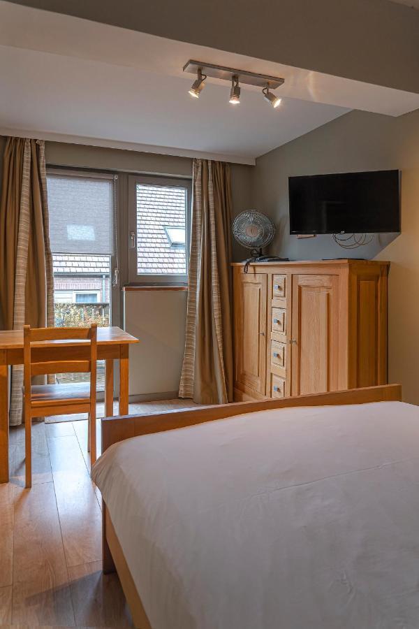 Hotel Piano 2 - Mont-St-Guibert - Louvain-La-Neuve Corbais 外观 照片