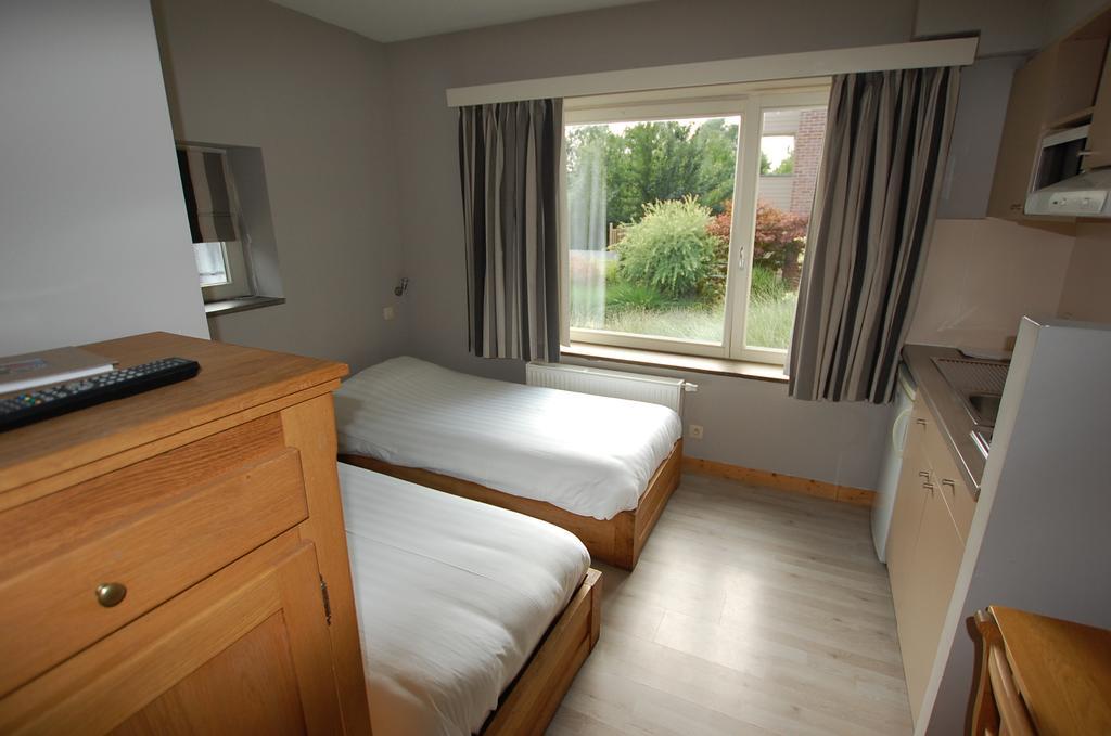 Hotel Piano 2 - Mont-St-Guibert - Louvain-La-Neuve Corbais 外观 照片